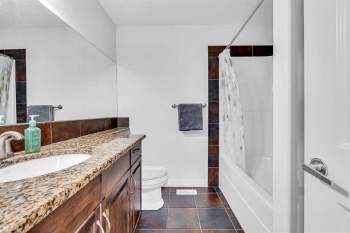 452 Evergreen Circle Sw, Calgary, AB 