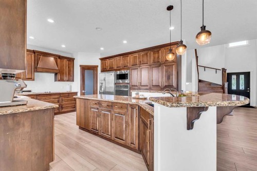 452 Evergreen Circle Sw, Calgary, AB 