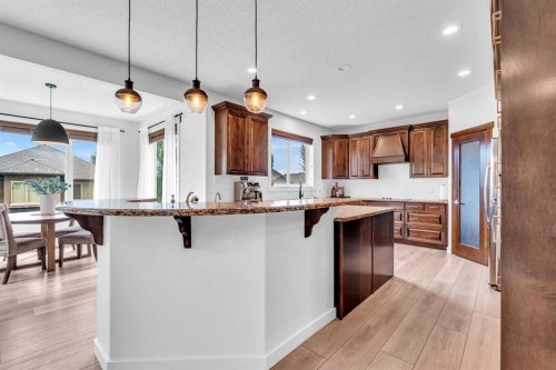 452 Evergreen Circle Sw, Calgary, AB 