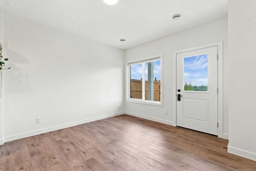 826 Alpine Drive Sw, Calgary, AB - Indoor Photo Showing Other Room