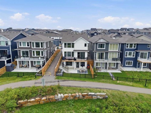 826 Alpine Drive Sw, Calgary, AB - Outdoor With Facade