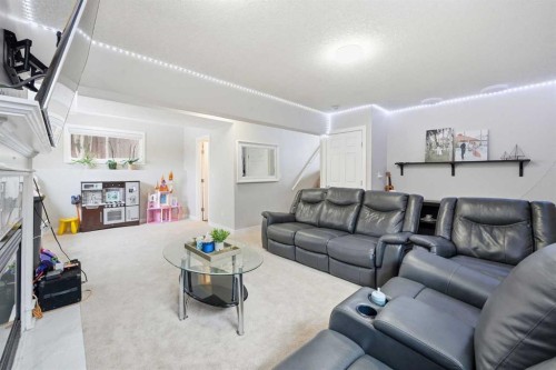 151 Templevale Place Ne, Calgary, AB 