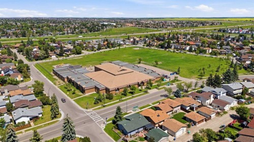 151 Templevale Place Ne, Calgary, AB 