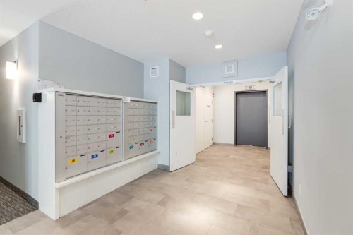 107-500 Auburn Meadows Common Se, Calgary, AB - Indoor Photo Showing Other Room