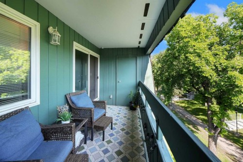 4301-315 Southampton Drive Sw, Calgary, AB - Outdoor With Deck Patio Veranda With Exterior