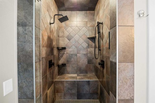 469 Rainbow Falls Way, Chestermere, AB - Indoor Photo Showing Bathroom