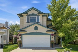 761 Sheep River Court Okotoks, AB T1S 1T8