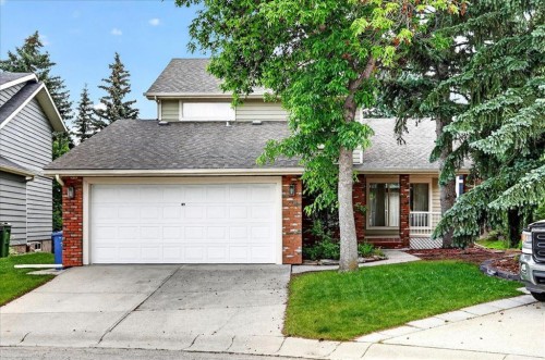 212 Stravanan Bay Sw, Calgary, AB - Outdoor
