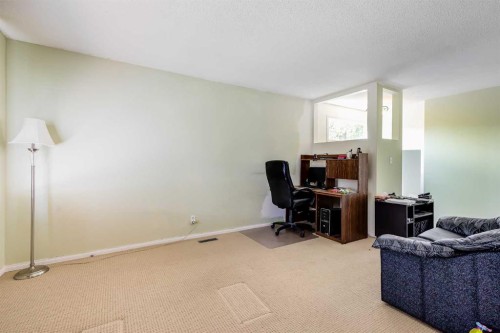 933 Marcombe Drive Ne, Calgary, AB 