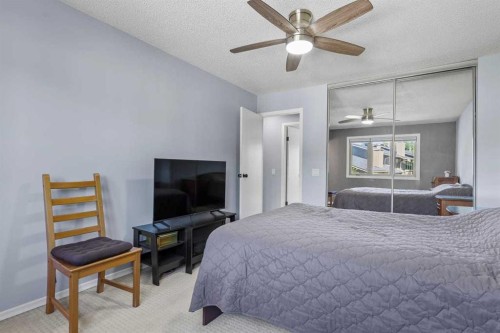 12-10001 Brookpark Boulevard Sw, Calgary, AB 