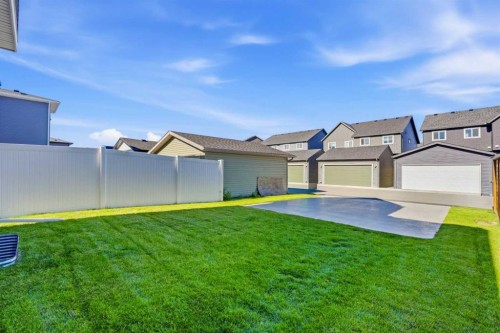 591 Lawthorn Way Se, Airdrie, AB - Outdoor