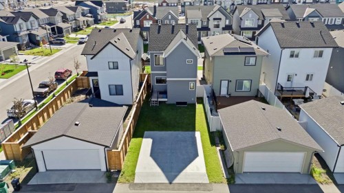 591 Lawthorn Way Se, Airdrie, AB - Outdoor