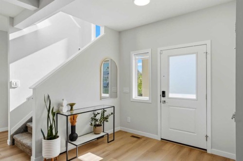 591 Lawthorn Way Se, Airdrie, AB - Indoor Photo Showing Other Room