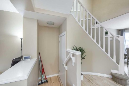1005 New Brighton Gardens Se, Calgary, AB 