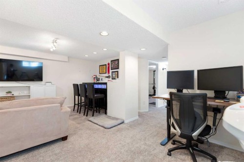 60 River Rock Circle Se, Calgary, AB 