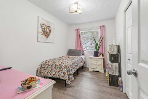 123 Stonemere Place, Chestermere, AB 