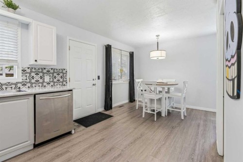 123 Stonemere Place, Chestermere, AB 