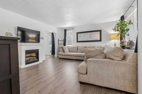 123 Stonemere Place, Chestermere, AB 