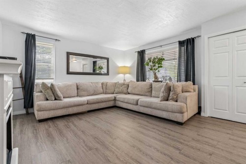 123 Stonemere Place, Chestermere, AB 