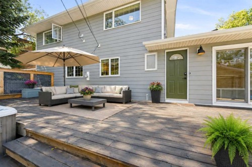20 Mapleglade Close Se, Calgary, AB 