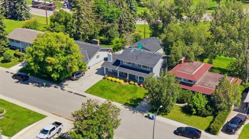 20 Mapleglade Close Se, Calgary, AB 