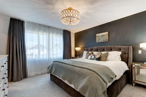 15033 37 Street Sw, Calgary, AB - Indoor Photo Showing Bedroom