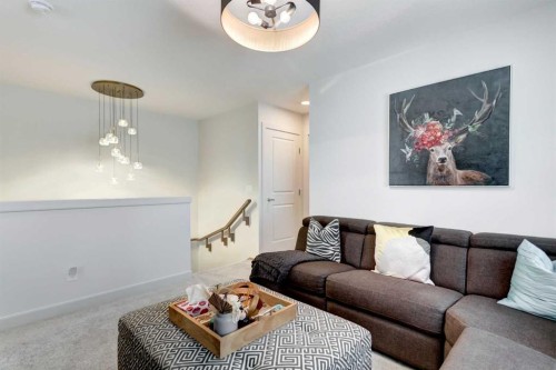 15033 37 Street Sw, Calgary, AB - Indoor Photo Showing Living Room