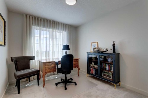 15033 37 Street Sw, Calgary, AB - Indoor
