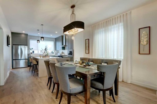 15033 37 Street Sw, Calgary, AB - Indoor Photo Showing Dining Room