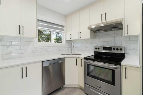 3504 33 Street Se, Calgary, AB 