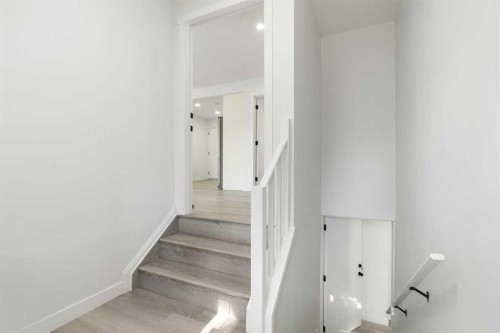 3504 33 Street Se, Calgary, AB 