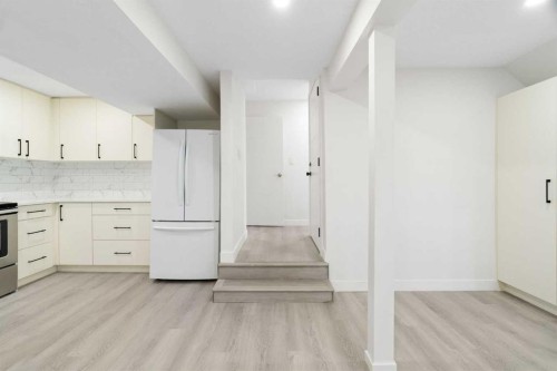 3504 33 Street Se, Calgary, AB 