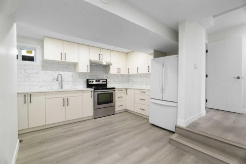 3504 33 Street Se, Calgary, AB 