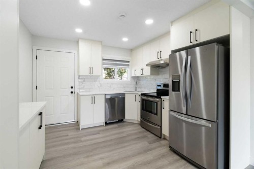 3504 33 Street Se, Calgary, AB 