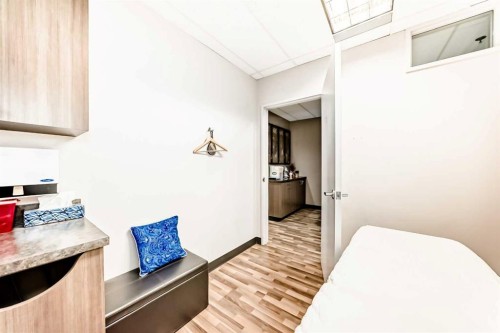 11420 27 Street Se, Calgary, AB 