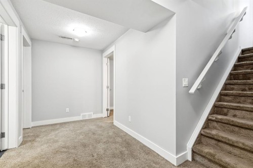 145 Rainbow Falls Glen, Chestermere, AB 