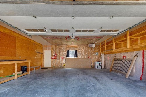145 Rainbow Falls Glen, Chestermere, AB 