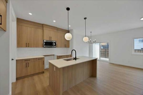 82 Heritage Circle, Cochrane, AB 