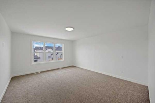 82 Heritage Circle, Cochrane, AB 
