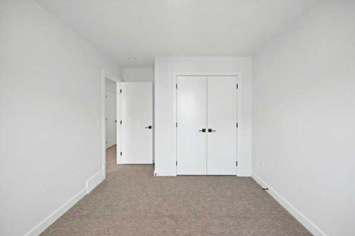 82 Heritage Circle, Cochrane, AB 