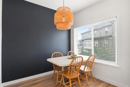 1801-32 Horseshoe Crescent, Cochrane, AB - Indoor Photo Showing Dining Room
