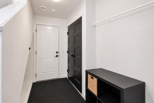 1801-32 Horseshoe Crescent, Cochrane, AB - Indoor Photo Showing Other Room
