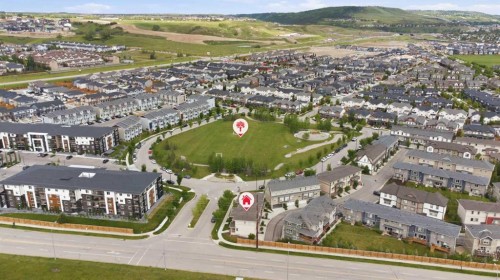 1801-32 Horseshoe Crescent, Cochrane, AB - Outdoor With View