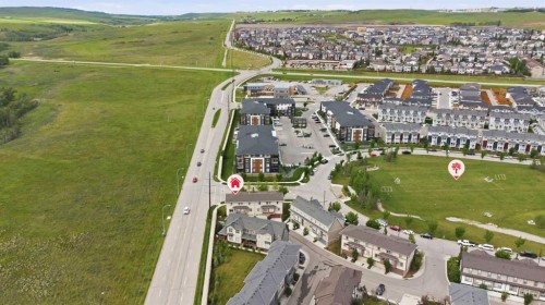 1801-32 Horseshoe Crescent, Cochrane, AB - Outdoor With View