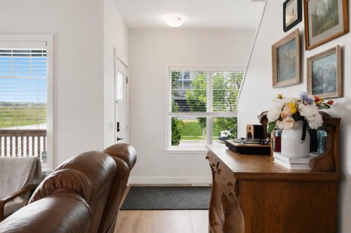 1801-32 Horseshoe Crescent, Cochrane, AB - Indoor