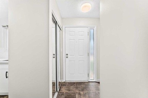 41-219 90 Avenue Se, Calgary, AB 