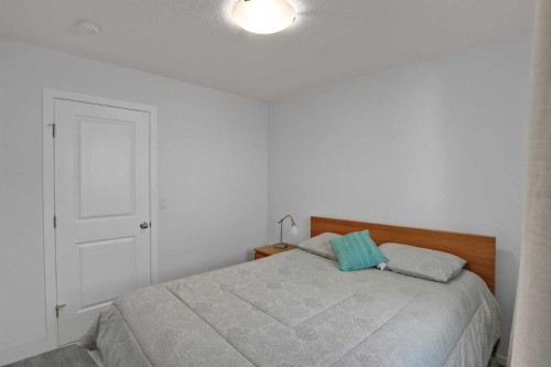 48 Sundown Common, Cochrane, AB 