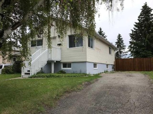 2715 14 Avenue Se, Calgary, AB 