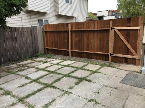 2715 14 Avenue Se, Calgary, AB 
