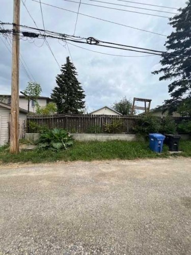 2715 14 Avenue Se, Calgary, AB 
